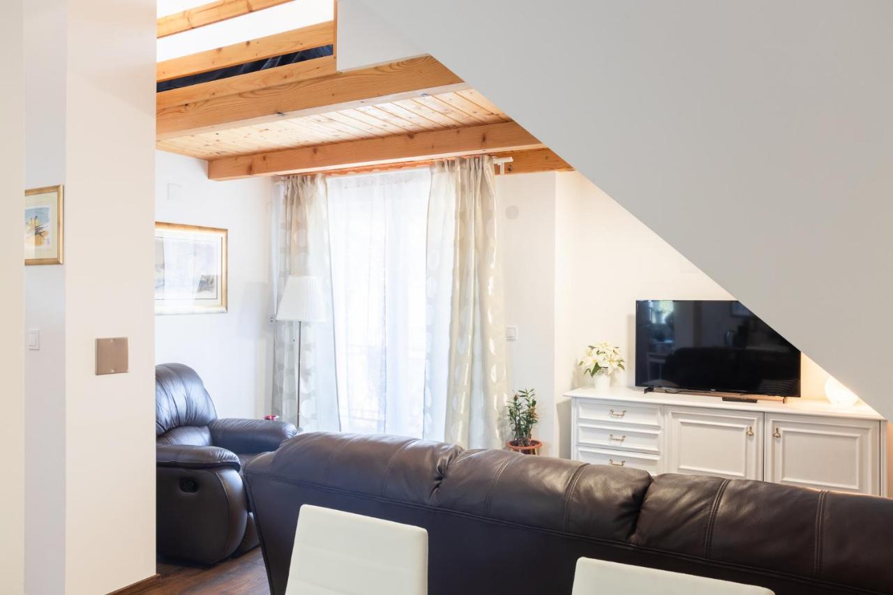 Apartmani Vesna Тухельске-Топлице Экстерьер фото
