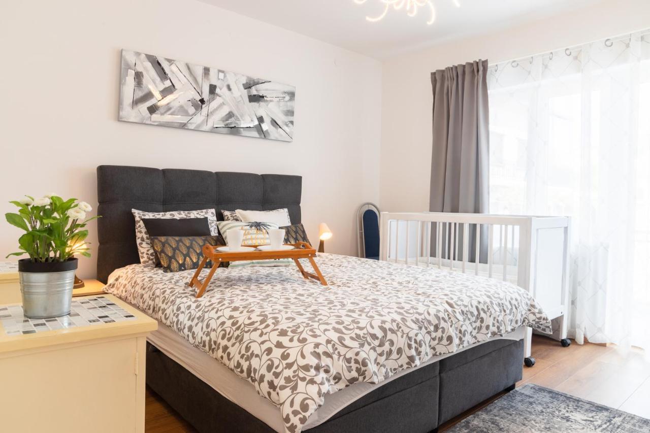Apartmani Vesna Тухельске-Топлице Экстерьер фото